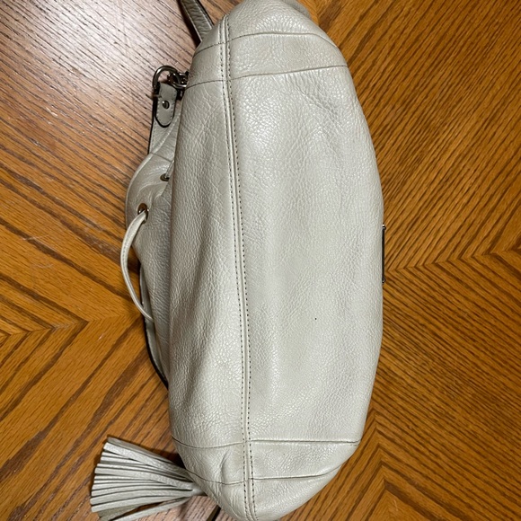 🐚 Coach Avery Crossbody Bag 🐚 - Picture 10 of 10